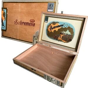 Sobremesa Brulee Blue Empty Wooden Cigar Box - Dunbarton Tobacco & Trust